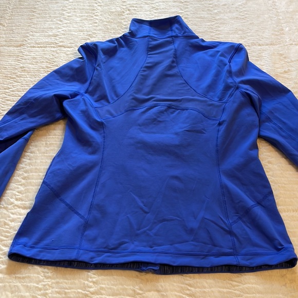 Athletic jacket - Picture 7 of 9